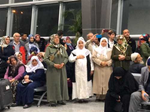 Umre Kafilesi Dualarla Uğurlandı