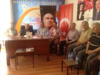 Uslu Mecitözü Ak Parti teşkilatını ziyaret etti