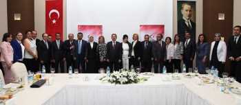 Vali Başköy, Tayinleri Çıkan Mülki İdare Amirlerine Veda Yemeği Verdi