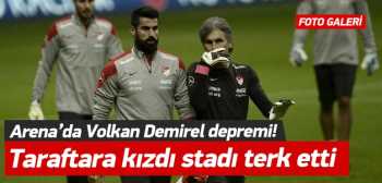 Volkan  Demirel taraftara kızdı stadı terk etti