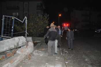 YIKIM İÇİN GİTTİ GÖÇÜK ALTINDA KALDI