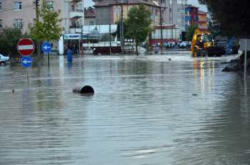 YİNE SEL YİNE OSMANCIK