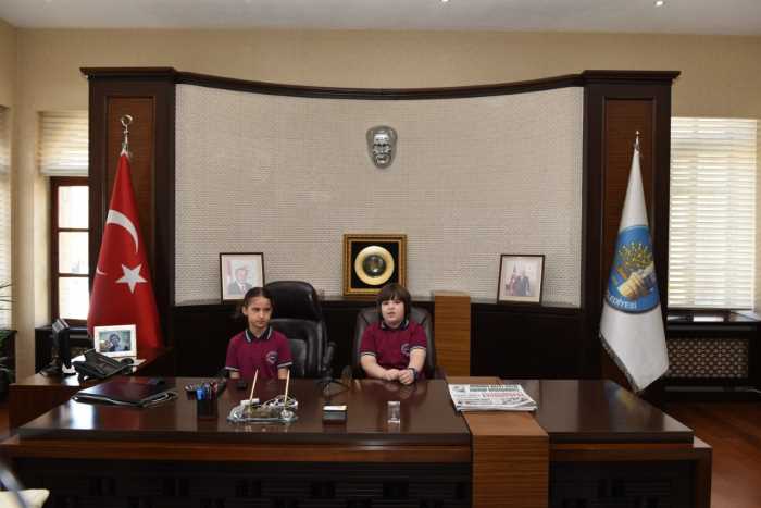 23 Nisan Oldu Makam onların oldu
