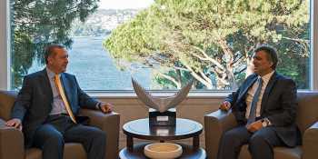 Abdullah Gül Başbakanlığa göz kırptı