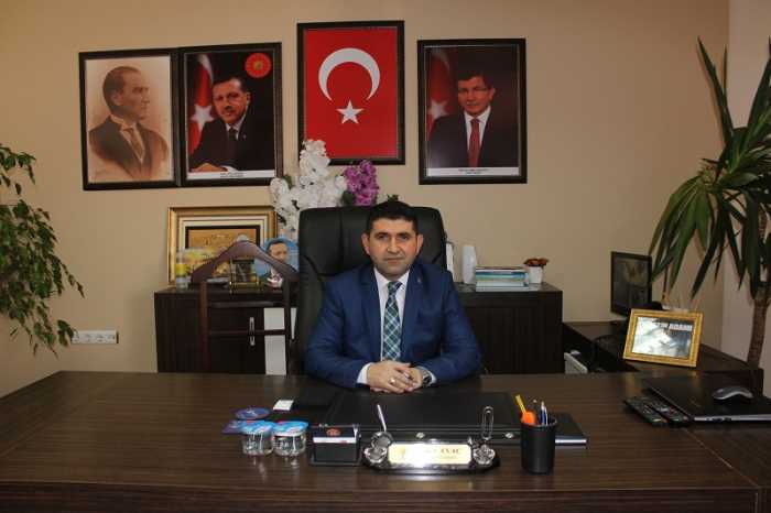 Ak Parti Çorum Merkez İlçe Başkanı Yaşar Anaç  "Edebim el vermez edepsizlik edene"