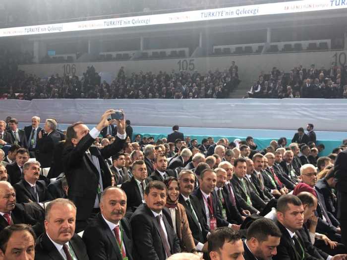 AK Parti’nin Çorum belediye başkan adayları Ankara’da