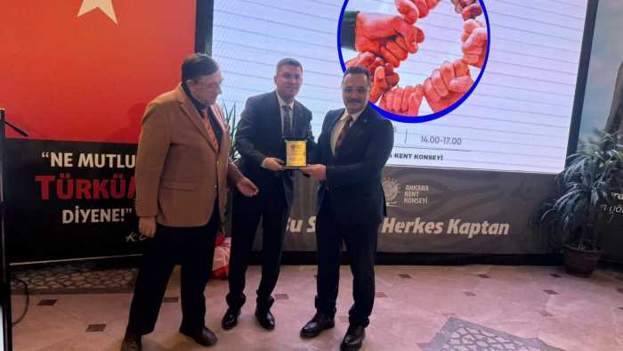 Ankara’da, TİMBİR’e “Yılın STK’sı” ödülü