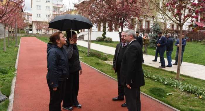 Aşgın Bahçelievler de incelemelerde bulundu  