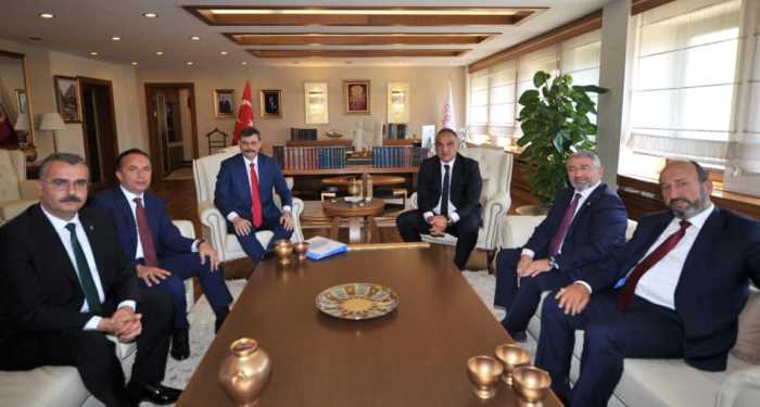 Bakanlarla görüşmeler başladı