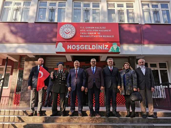 Başkan Yusuf Ahlatçı yaşlıları ziyaret etti