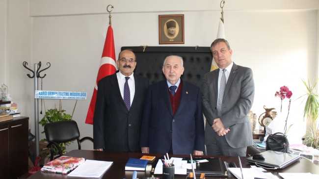Başkan Zeki Şen Ali Yüksel Kavuştu'yu ziyaret etti