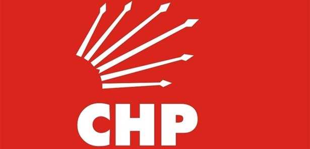 Başkanlık sistemi nedeniyle CHP Anayasa Uzlaşma Komisyonu'ndan çekildi. Komisyon üçüncü toplantısında dağıldı.