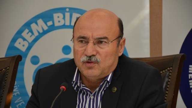 Belediye ve Özel İdare Çalışanları Birliği (BEM-BİR-SEN) Sendikası Genel Başkanı Mürsel Turbay’ın kayınvalidesi Zahide Uraz, 82 yaşında hayatını kaybetti