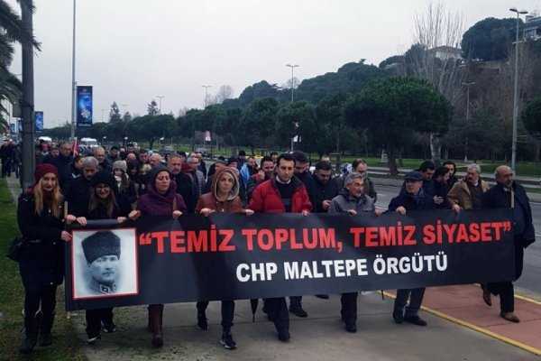 CHP Maltepe Örgütü Ankara'ya yürüyüşe geçti