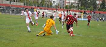 ÇORUM BELEDİYESPOR  DARICA İLE  OYNUYOR