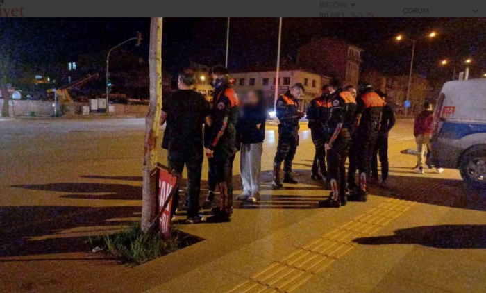 Çorum'da Bir Kişi Kendini Yakma Tehdidinde Bulundu!