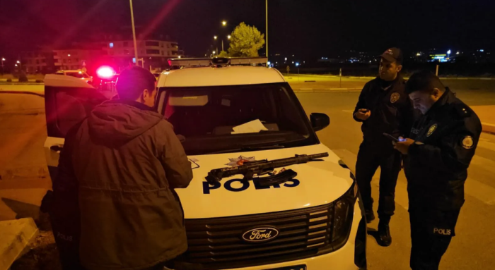 Çorum’da İki Grup Arasında Bıçaklı ve Silahlı Kavgada 3 Kişi Yaralandı