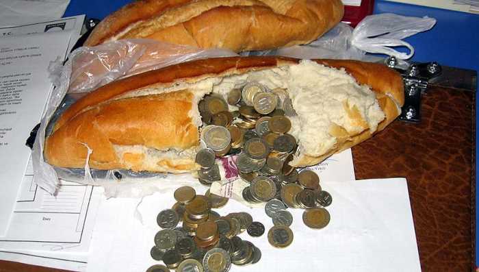 Çorum'da Sen Şu Dilencinin Yaptığı İşe Bak !...