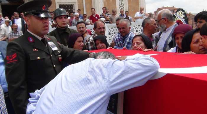 Çorum şehitlerini  son yolculuğuna uğurladı