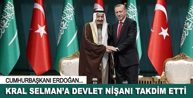 Cumhurbaşkanı Recep Tayyip Erdoğan, Suudi Arabistan Kralı Selman Bin Abdulaziz'i resmi törenle karşıladı.