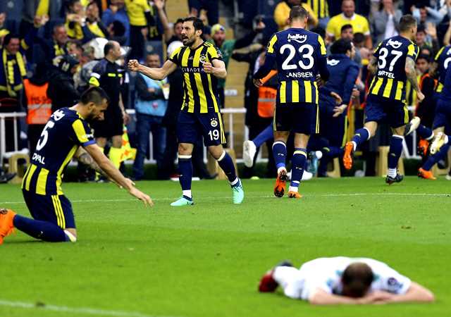 Fenerbahçe, Bursaspor'yı 90'da vurdu!