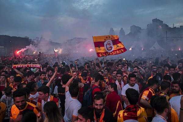 Galatasaray 2017-2018 sezonunu şampiyonu