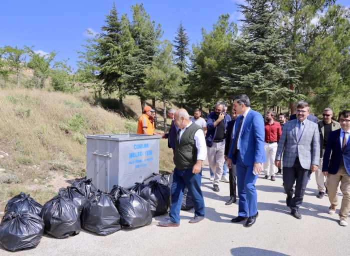 Hükümlüler Çomar Barajını Temizlediler