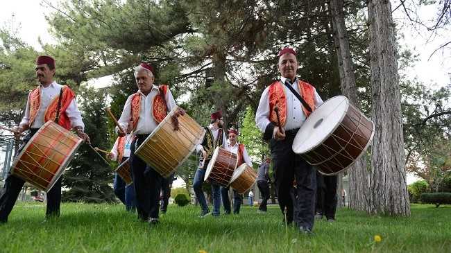 Sahura Mehter Marşıyla devam