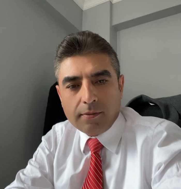 Sinan Demir Yeniden Refah Partisi’nden İstifa Etti