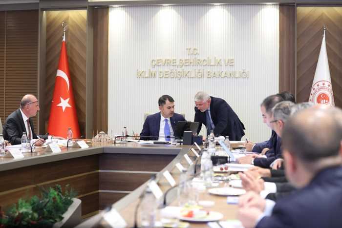 Vali ve Milletvekilleri Aşgın'a Eşlik Etti İfadesi Yanlış!