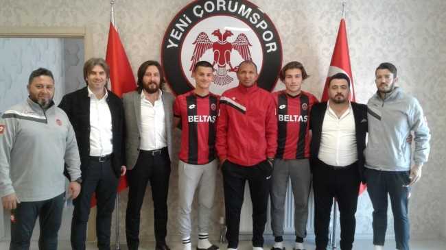 Yeni Çorumspor'da İki genç ile profesyonel imza