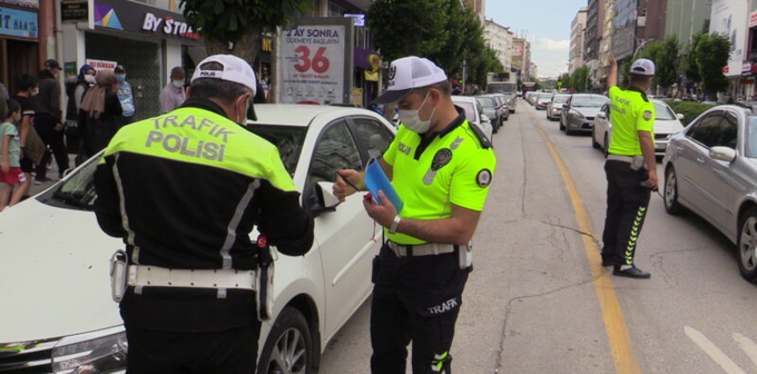 Yeni Trafik Cezaları Bütçe Görüşmeleri Nedeniyle Askıya Alındı