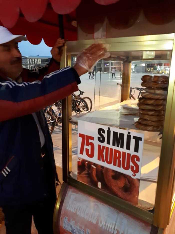 Zamlara İnat Burada Simit 75 Kuruş